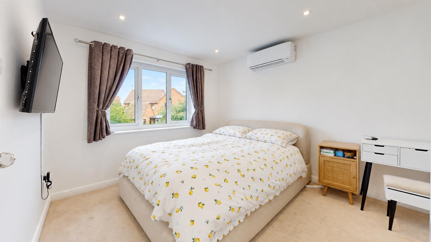 Garthwaite Crescent, Shenley Brook End, Milton Keynes